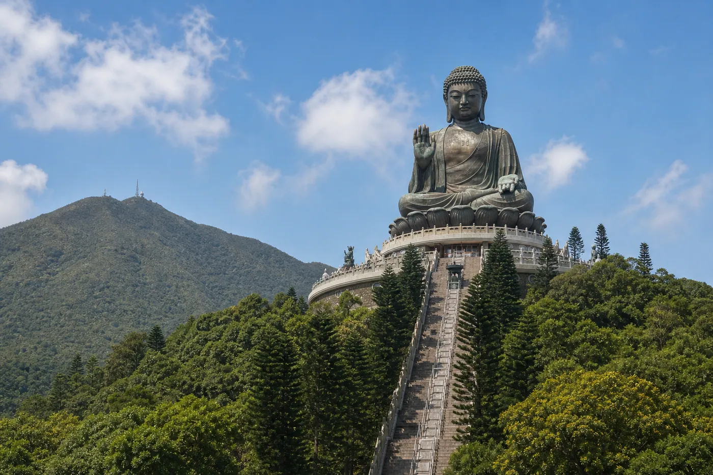Tian Tan Buddha