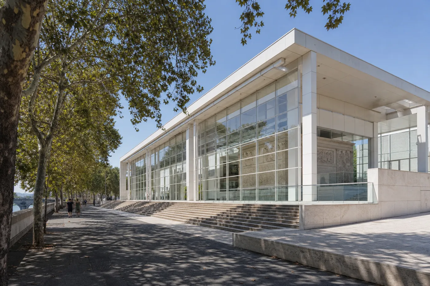 Ara Pacis Museum and Piazza del Popolo Monumental Plaza