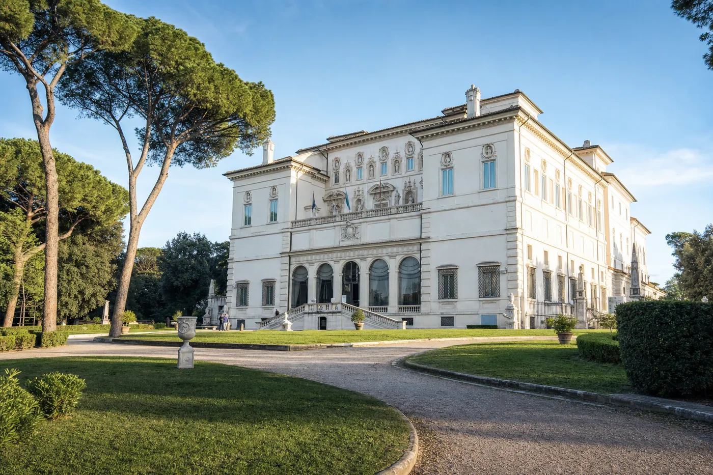 Parkland Masterpieces, Hilltop Views, and Trastevere Nights