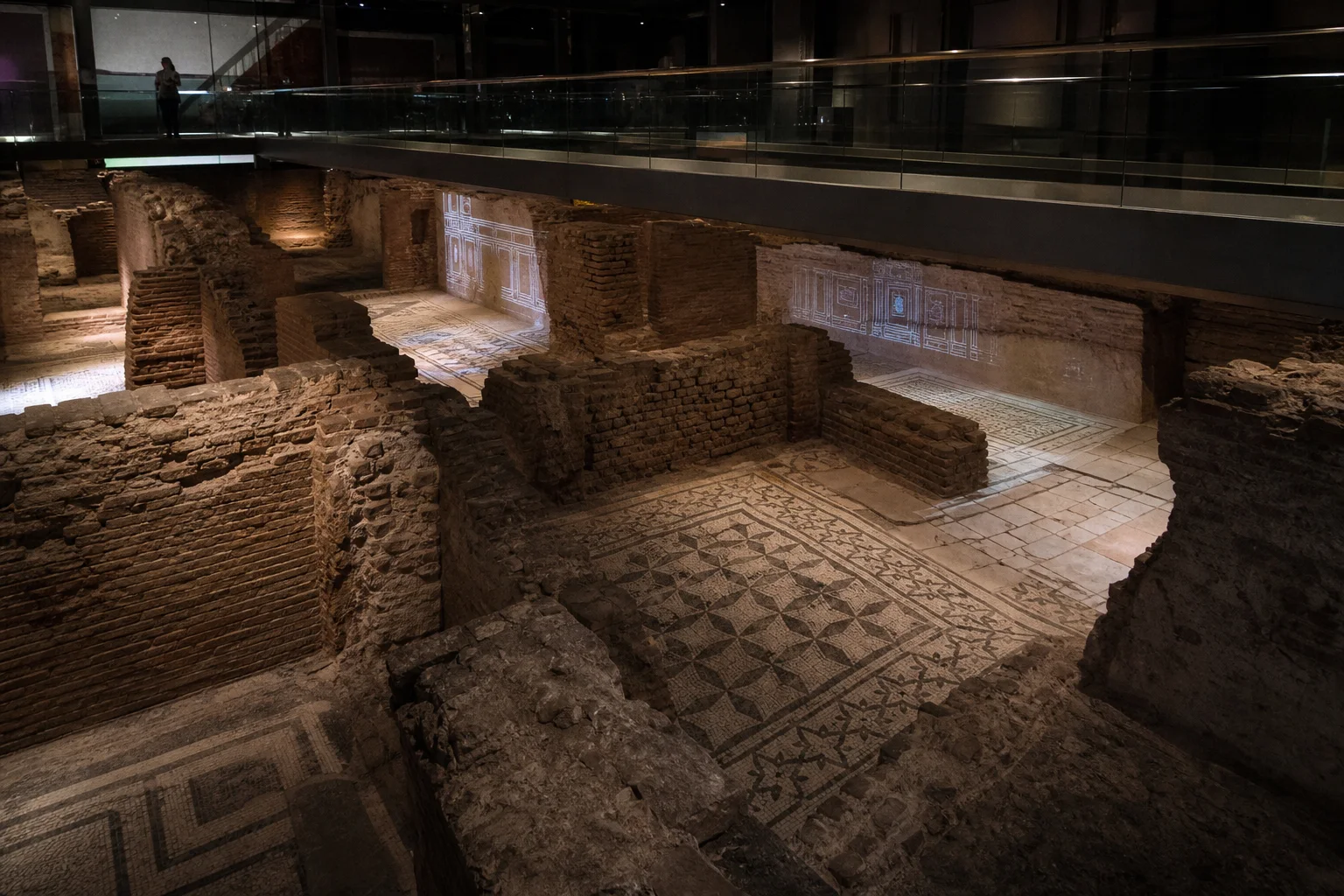 Le Domus Romane di Palazzo Valentini Subterranean Patrician Villas