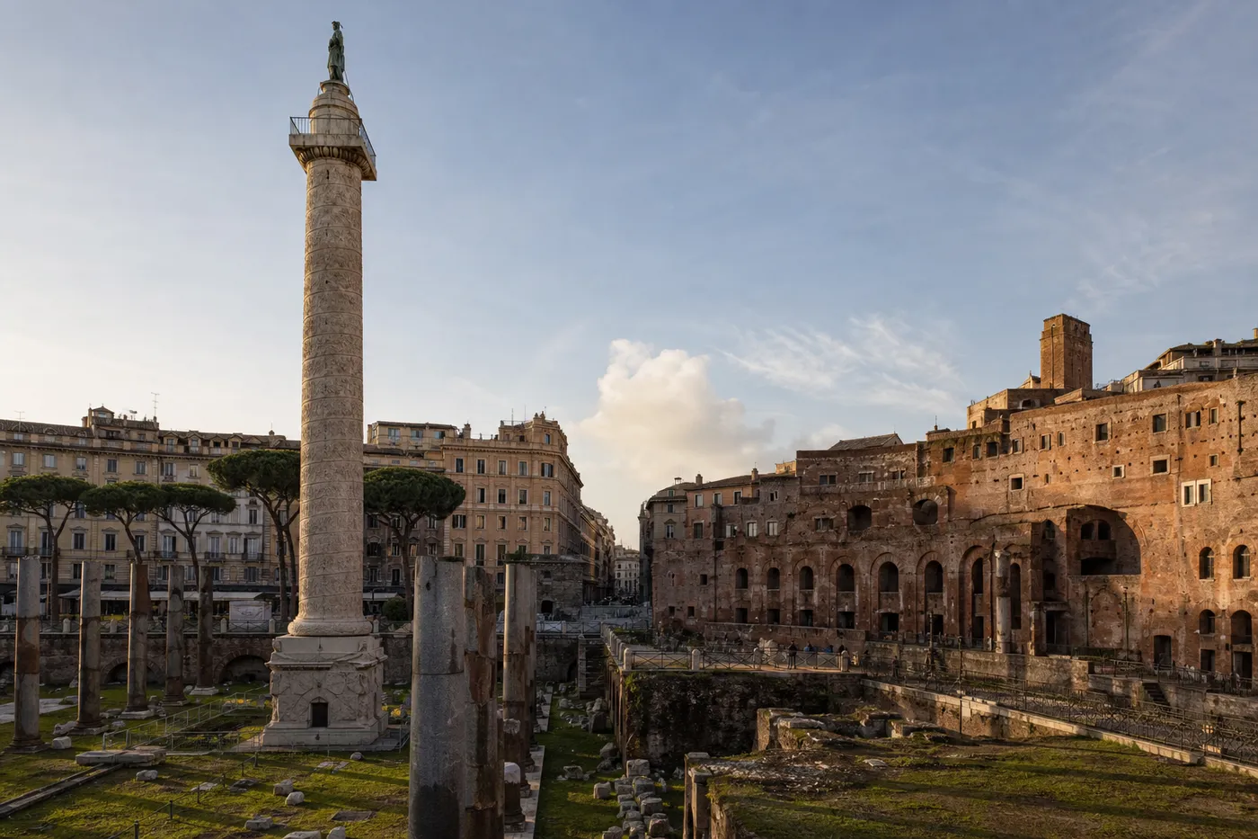 Monti Neighborhood and Trajan's Column Stroll